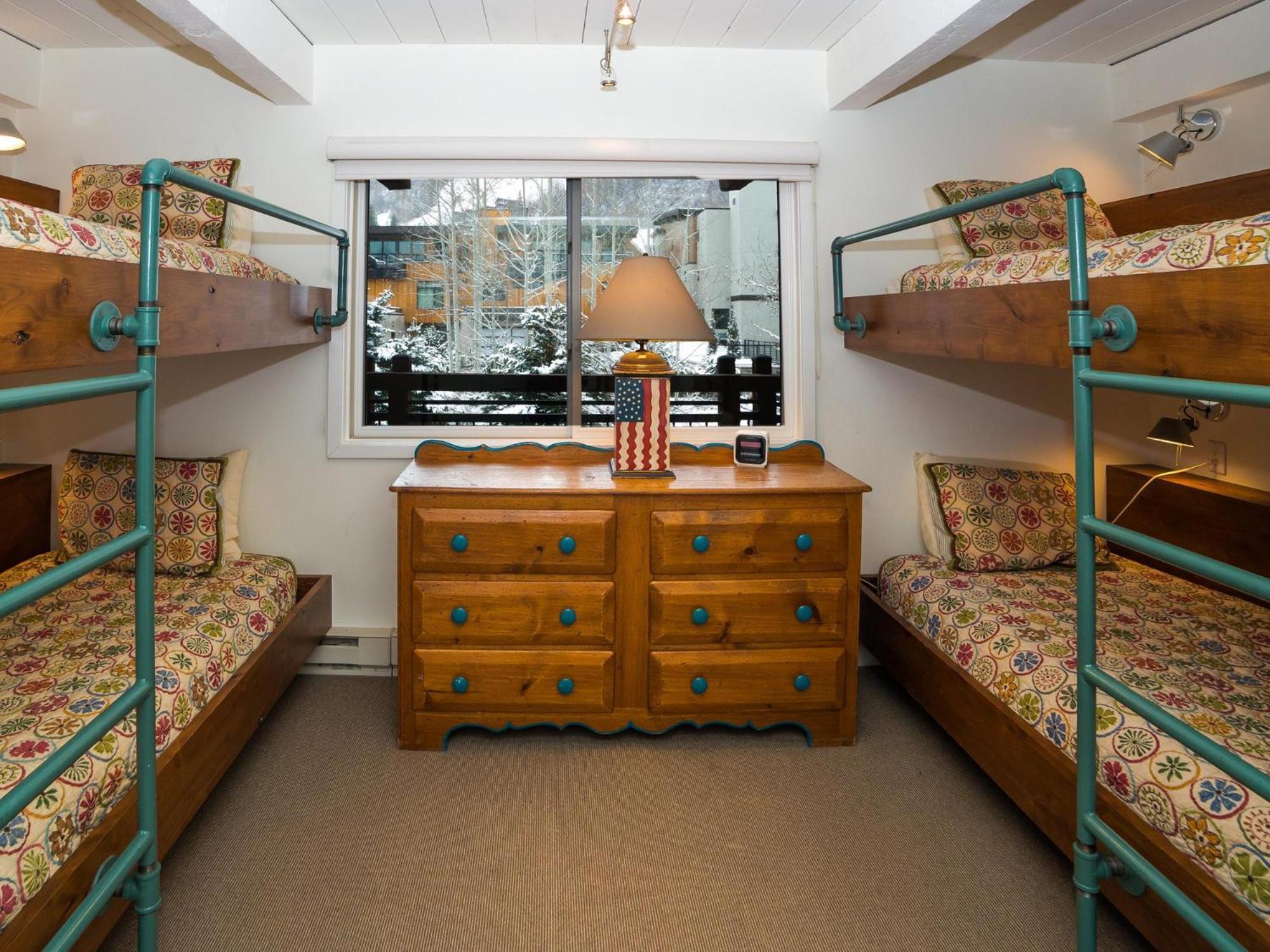 Lift One Condominiums - One, Two, Three Bedroom Units Adjacent To Downtown 아스펜 객실 사진