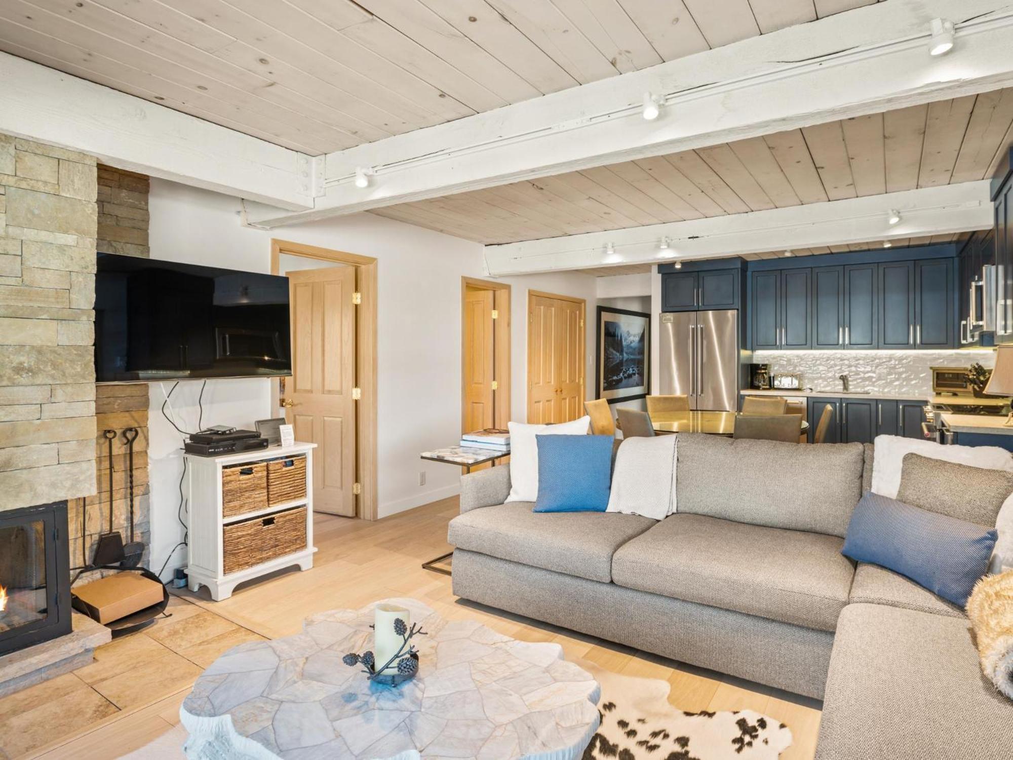 Lift One Condominiums - One, Two, Three Bedroom Units Adjacent To Downtown 아스펜 객실 사진